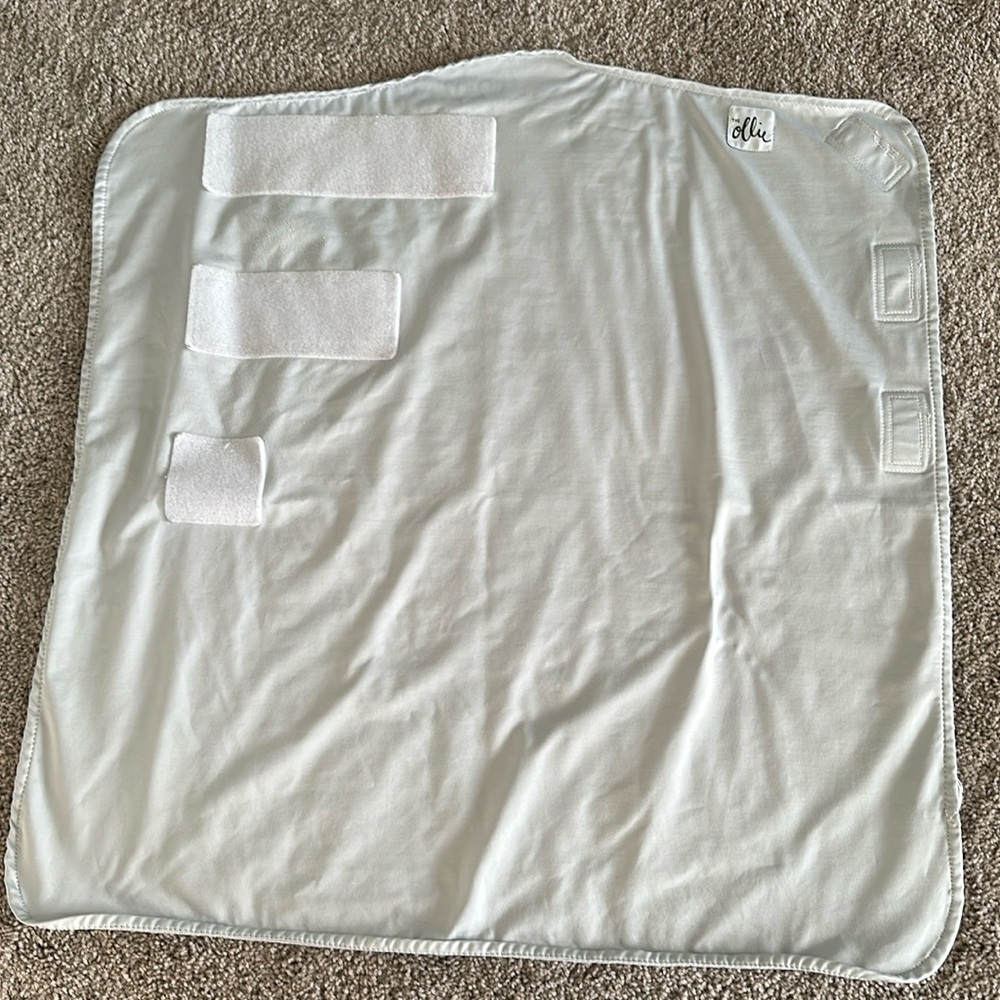 The Ollie Swaddle. Grey